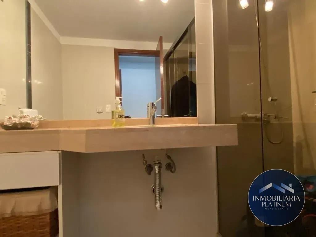 Apartamento en Punta Carretas | 2 Dormitorios, Cochera y...