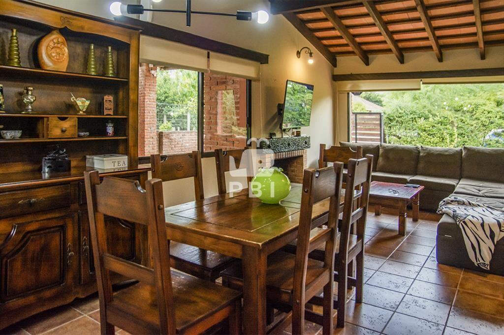 En venta casa de 3 Dormitorios en Jardines de con