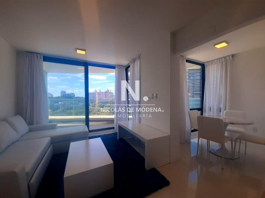 Alquiler Anual Apartamento Art Tower Punta del Este