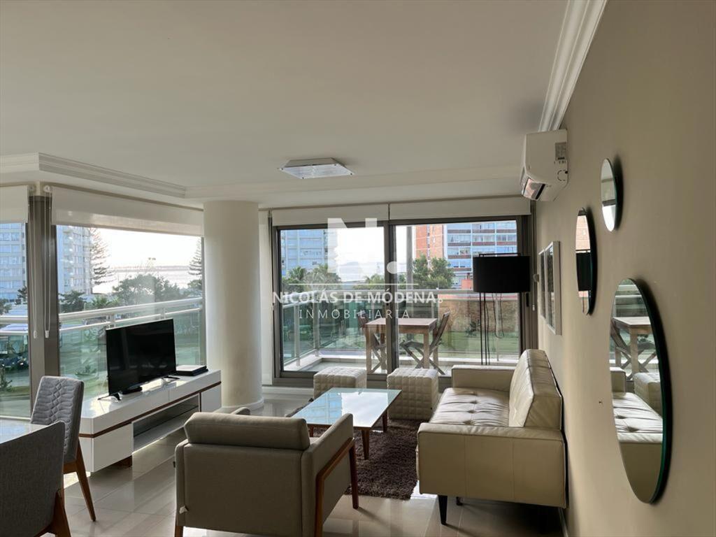Departamento de 2 dormitorios en alquiler en