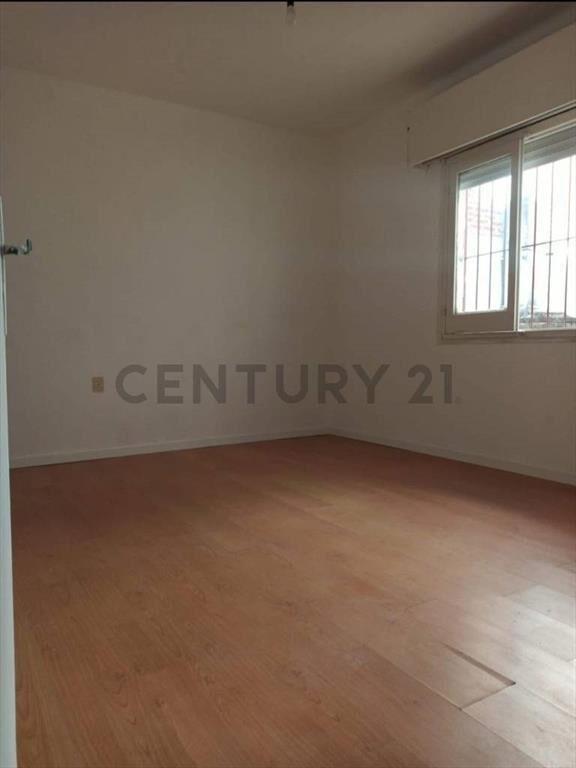 VENTA Apartamento 2 Dormitorios LA COMERCIAL,PRIMER PISO ...