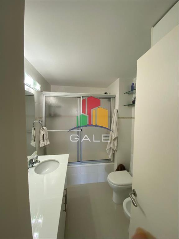 Hermoso Apartamento sobre Roosevelt de 3 y