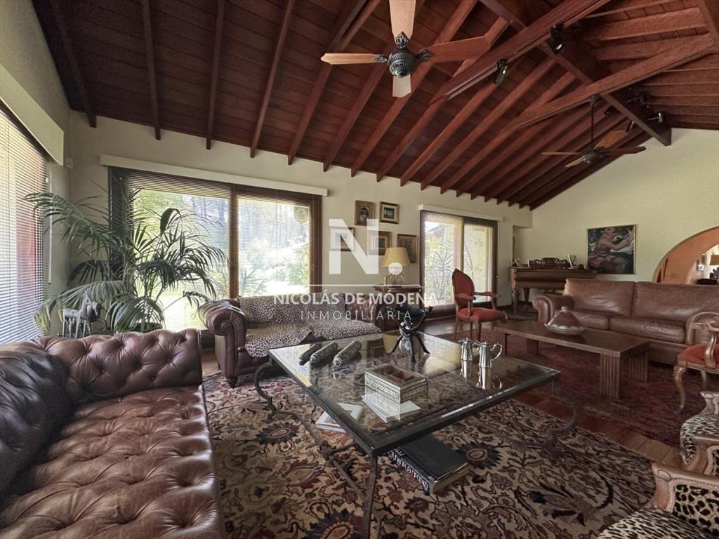 Vende casa de 3 dormitorios en Pinares, Punta del
