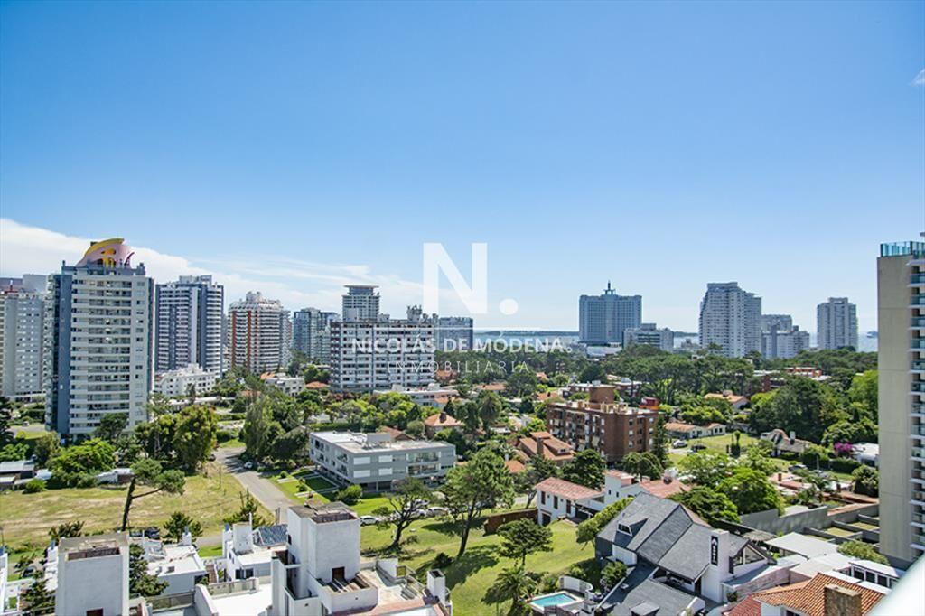 Apartamento en Venta de 3 dormitorios en Playa ,