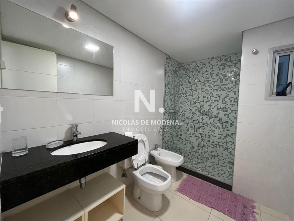 Apartamento en Venta de 3 dormitorios en Playa ,