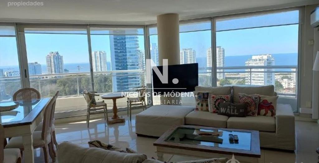 Pent house 3 dormitorios + dependencia de en del