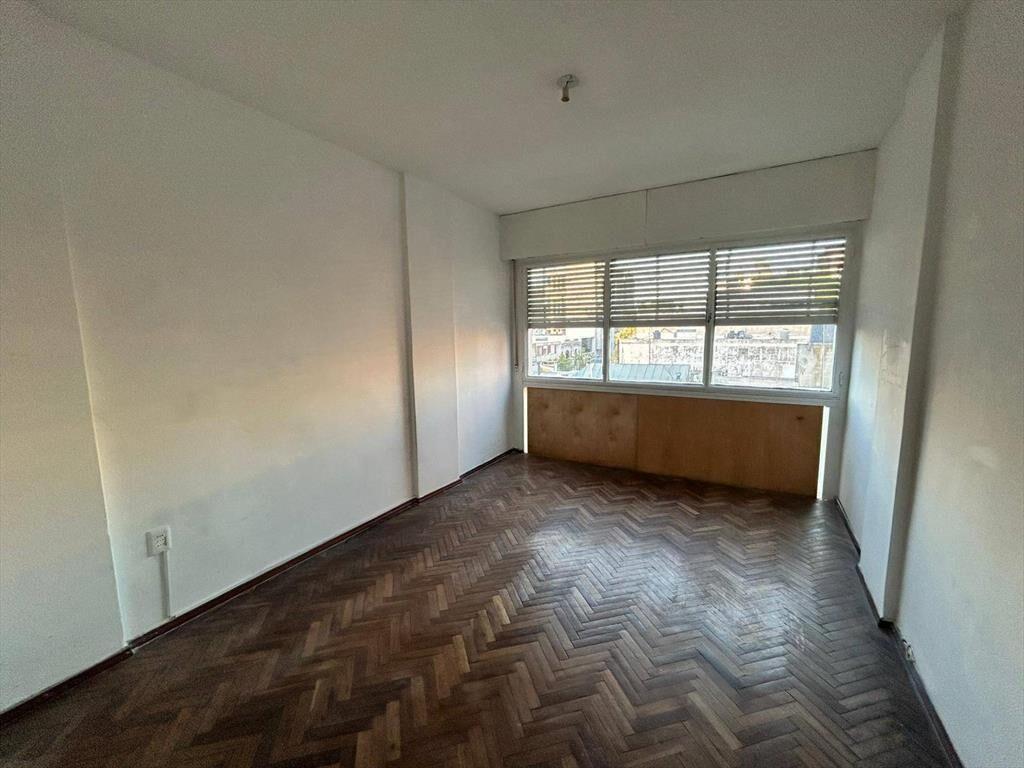 Alquiler de Apartamento en Acevedo Díaz con 3 dormitorios en