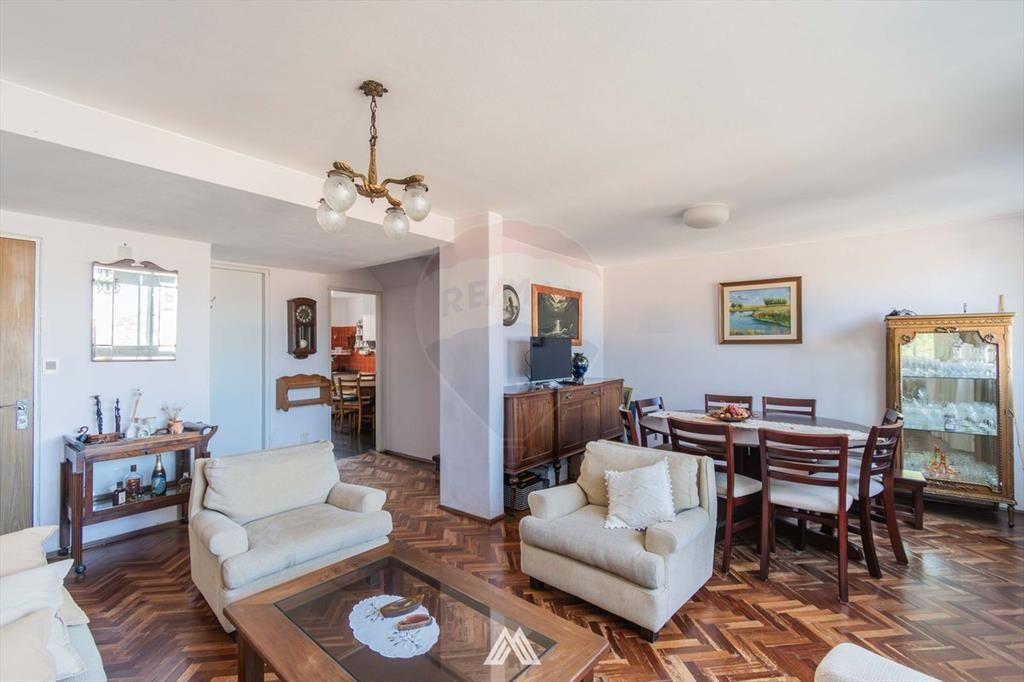 VENTA DUPLEX DE 4 DORM COOPERATIVA , PTA CARRETAS