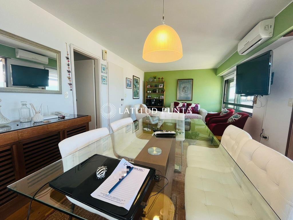 Apartamento en Brava, piso alto, 3 dormitorios