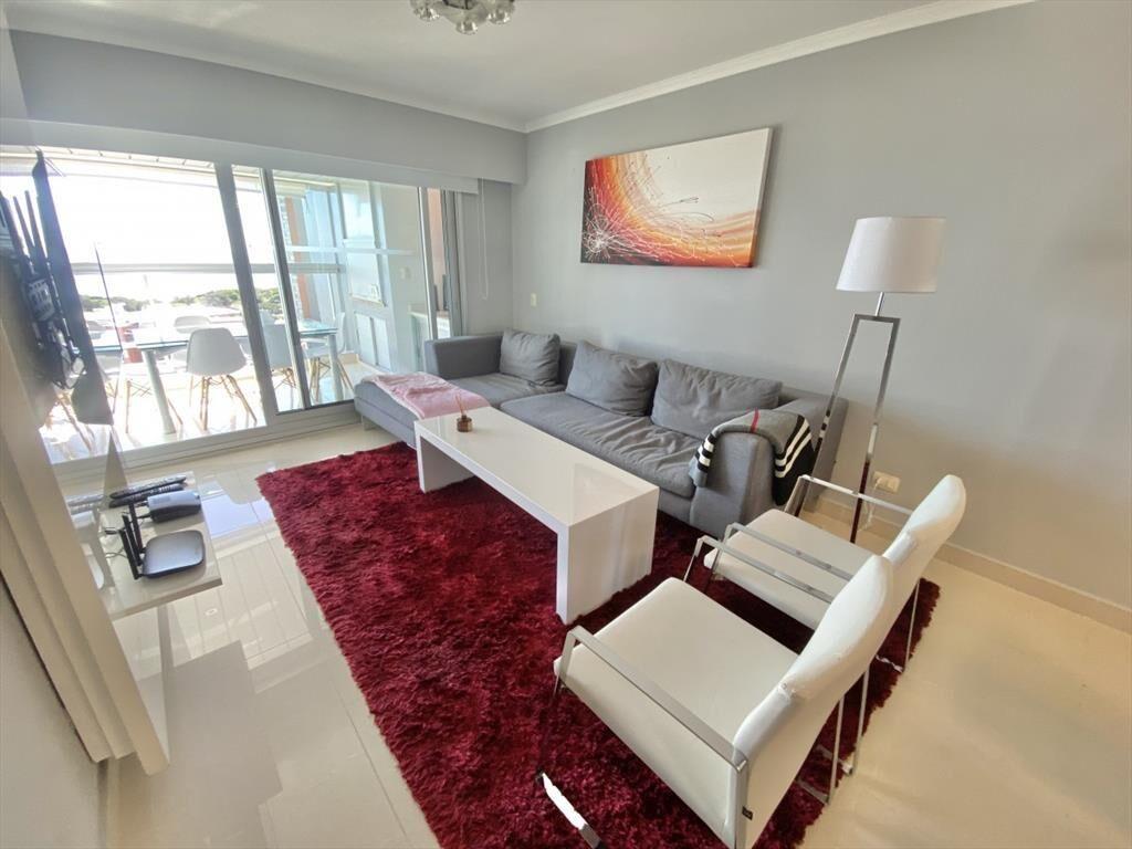APARTAMENTO EN ALQUILER ANUAL E INVERNAL 2 DORMITORIOS - MI