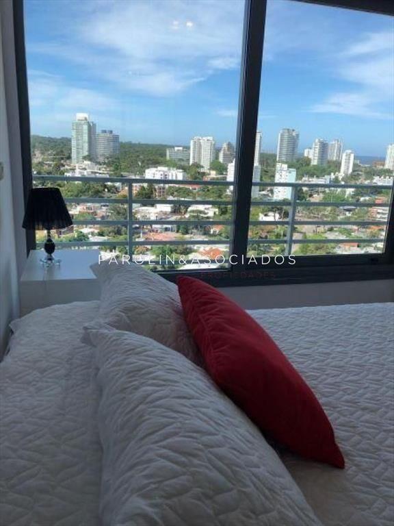 Apartamento en venta de 2 dormitorios en torre