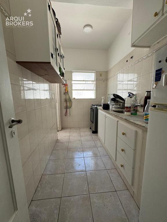 Apartamento de tres dormitorios en venta con renta en Tres