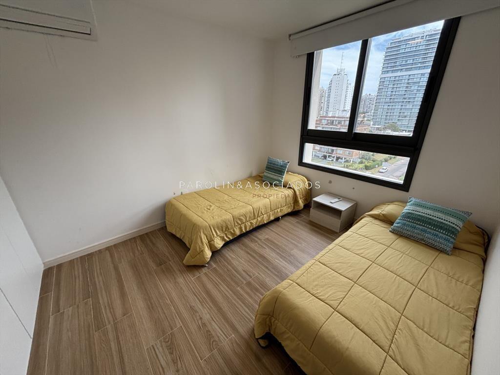 Apartamento en venta de 2 dormitorios en Punta
