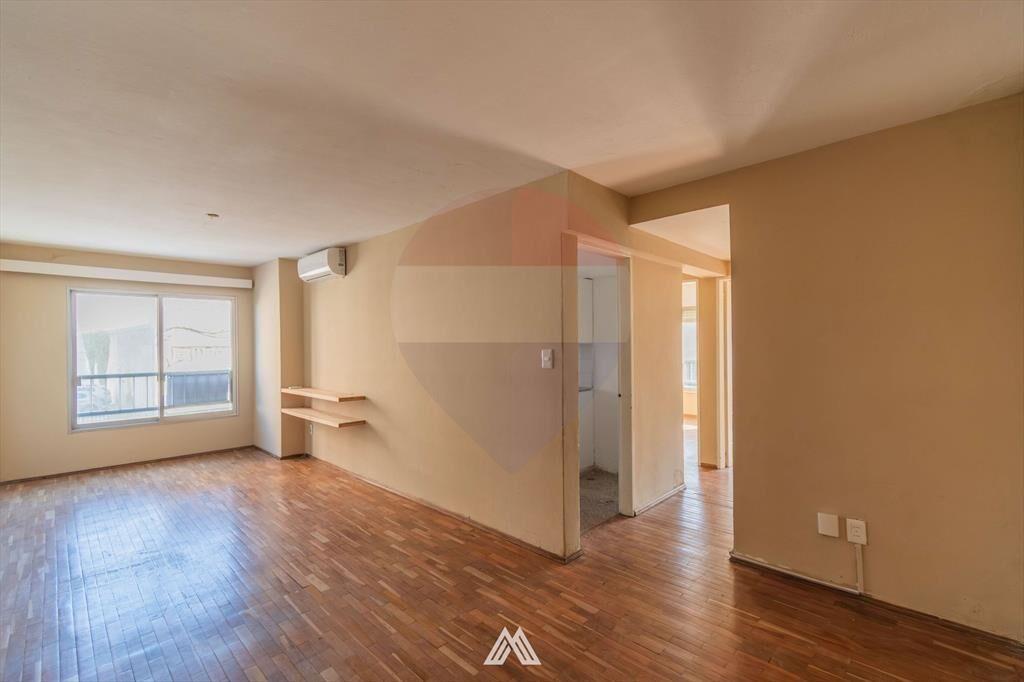Venta, apartamento de 3 dormitorios en Barrio Sur