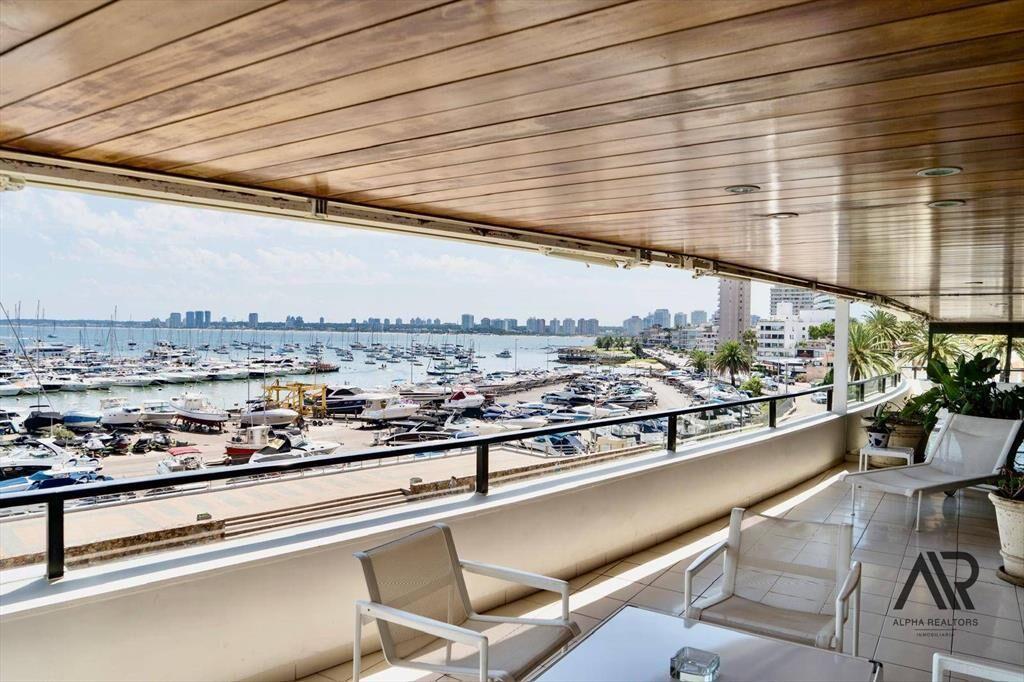 Venta de apartamento en el exclusivo Edificio Portofino ...