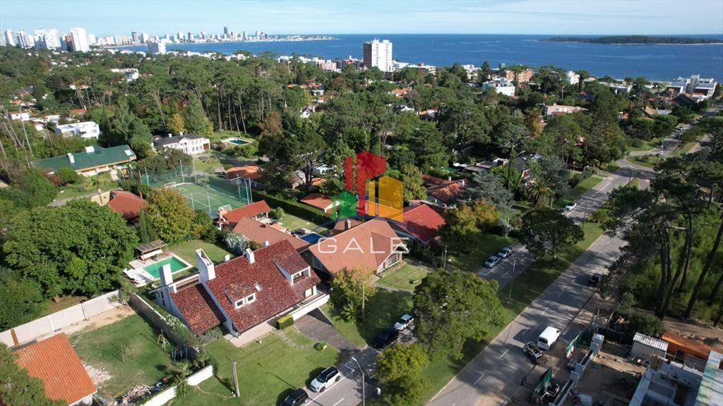 Casa a la venta en playa mansa Punta Del Este, en
