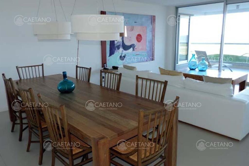 Apartamento en Brava, 3 dormitorios