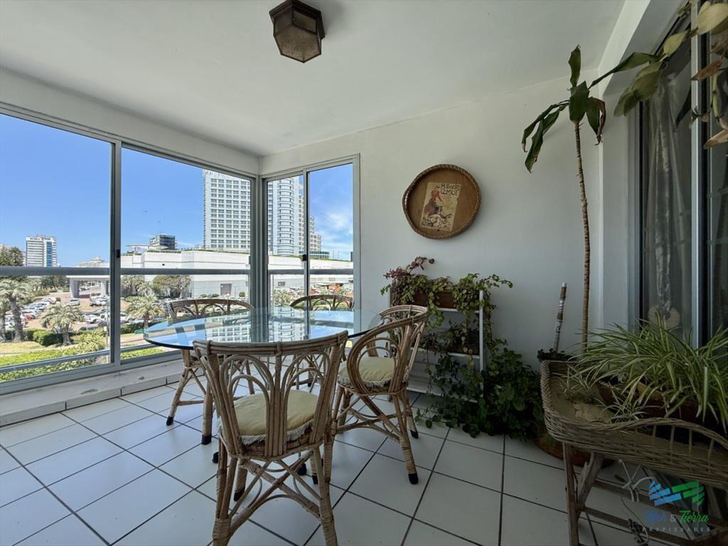 En venta apartamento 3 dormitorios en playa cerca