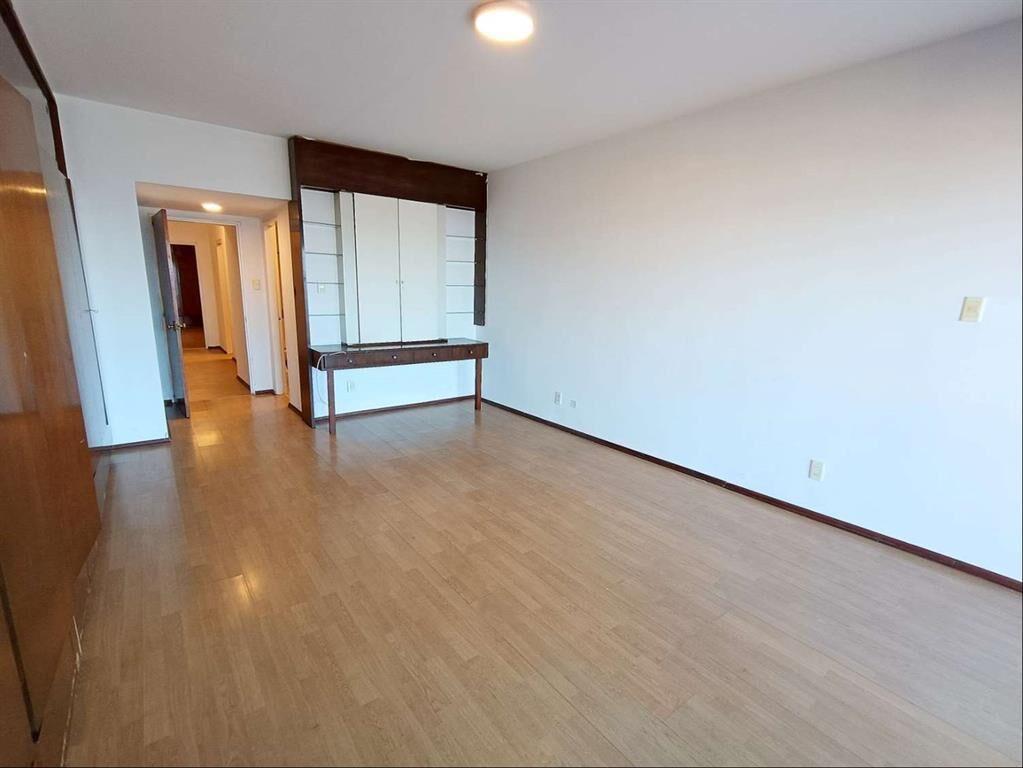Alquiler Apartamento Pocitos 3 Dormitorios 4 Baños Garaje