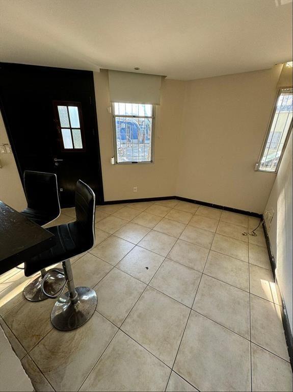 CASA ESQUINA EN VENTA