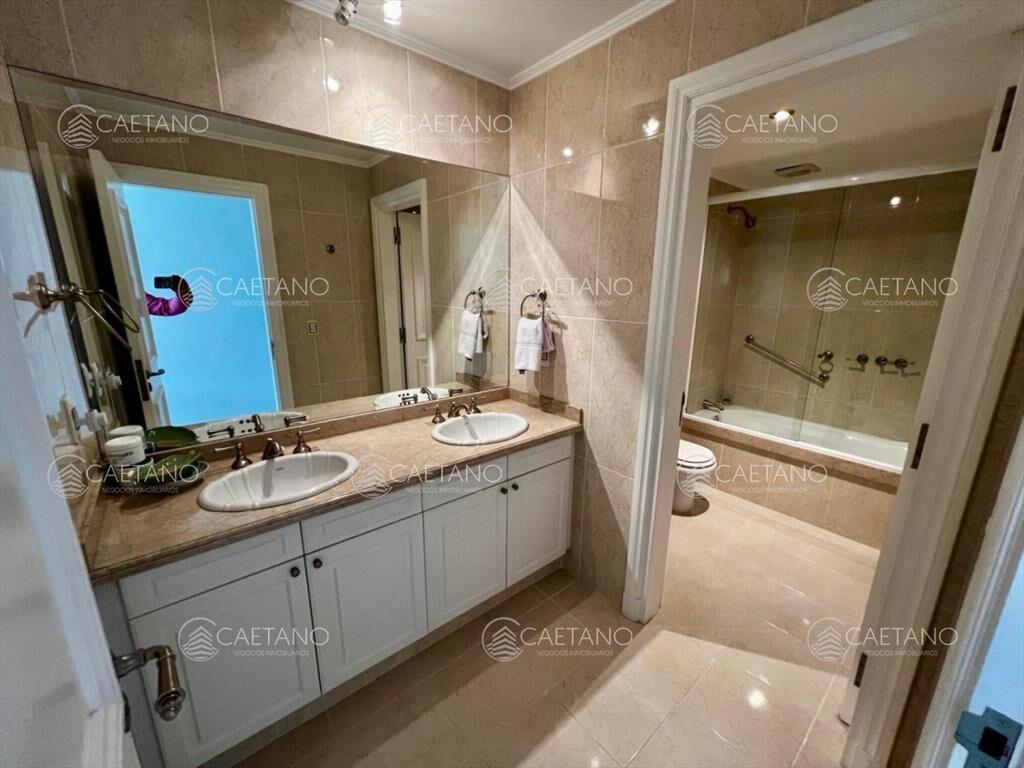 Apartamento en Mansa, 3 dormitorios *