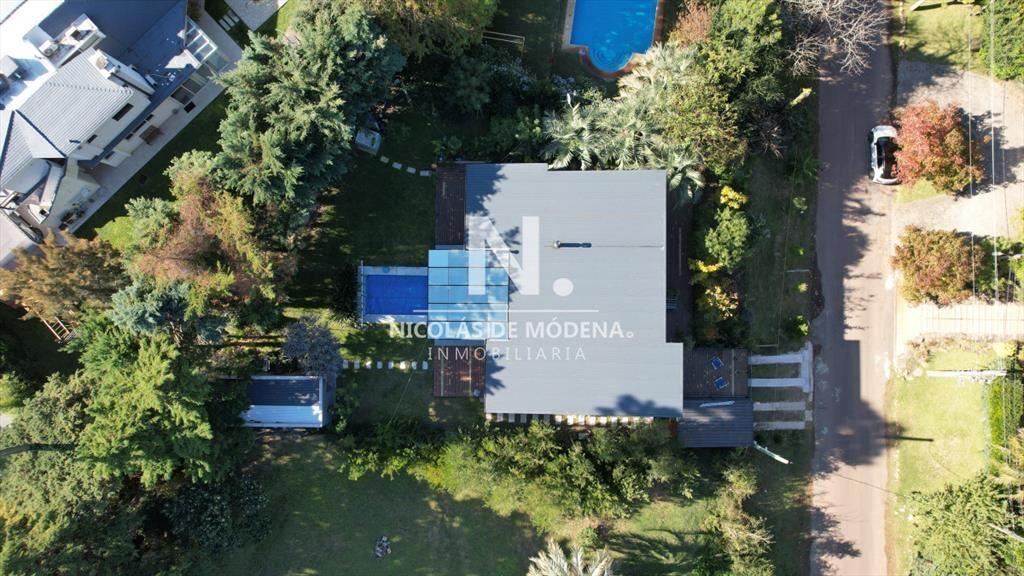 Vende casa en espectacular estado, Punta del Este