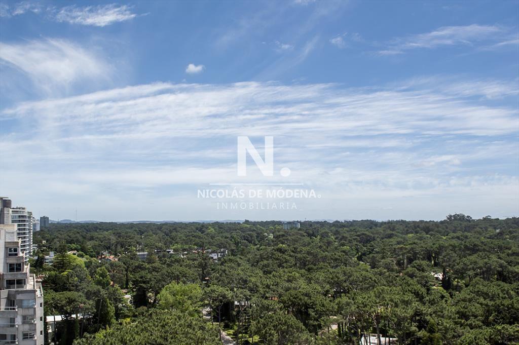 Hermoso Departamento en venta de 3 dormitorios,