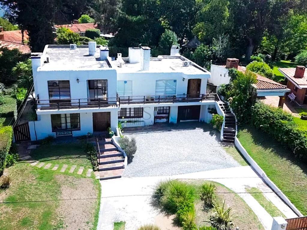 Venta Casa 6 Dormitorios Barrio Cantegril Punta Del Este