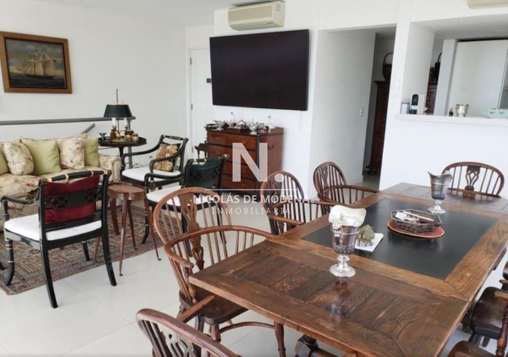 Apartamento en Venta de 3 dormitorios en el Alta