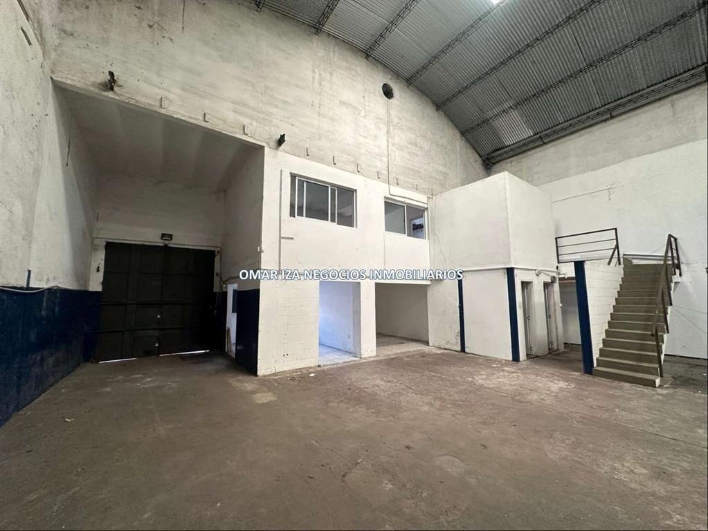 Alquiler local comercial, galpon deposito prox Palacio Legi