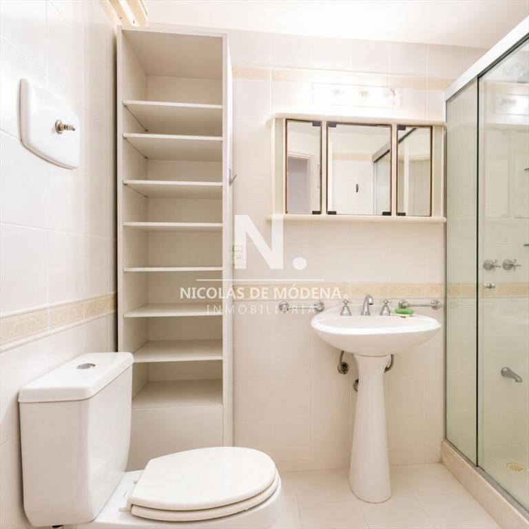 En venta apartamento de 2 dormitorios frente al -
