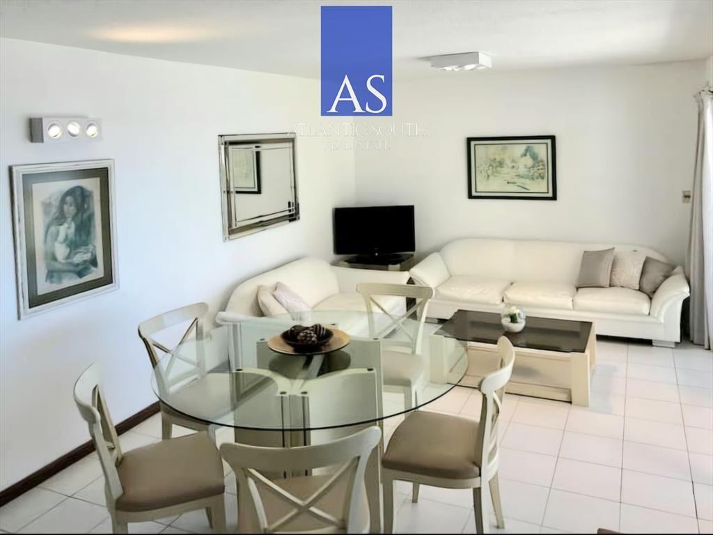 Apartamento de 2 dormitorios con vista al mar y