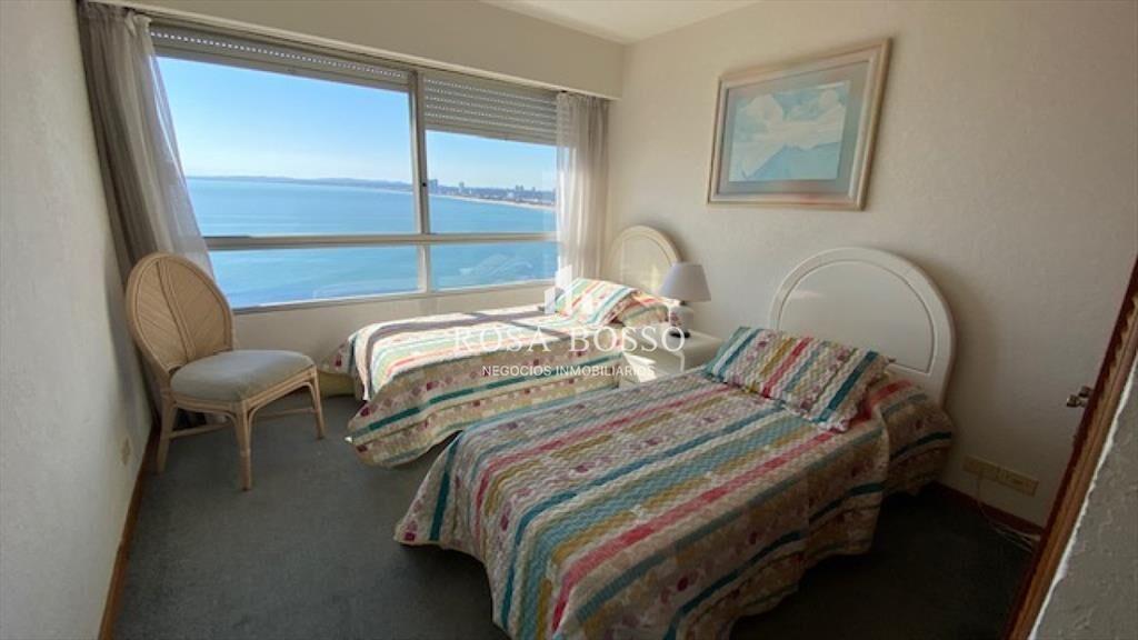 Apto en Peninsula 3 dor, 3 baños, con vista a la
