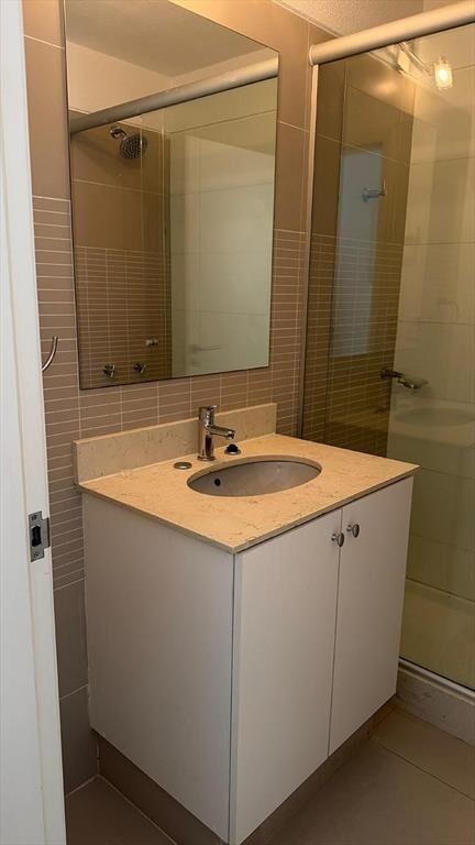 Apartamento en alquiler anual de 1 dormitorio full amenitie