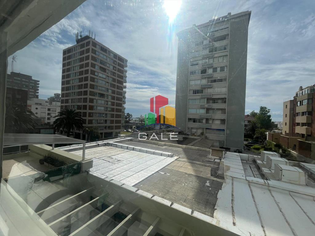 Apartamento en Peninsula, 3 dormitorios *