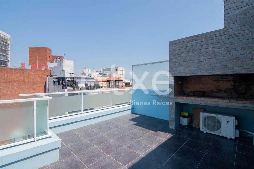 Venta con Renta Penthouse en Pocitos...