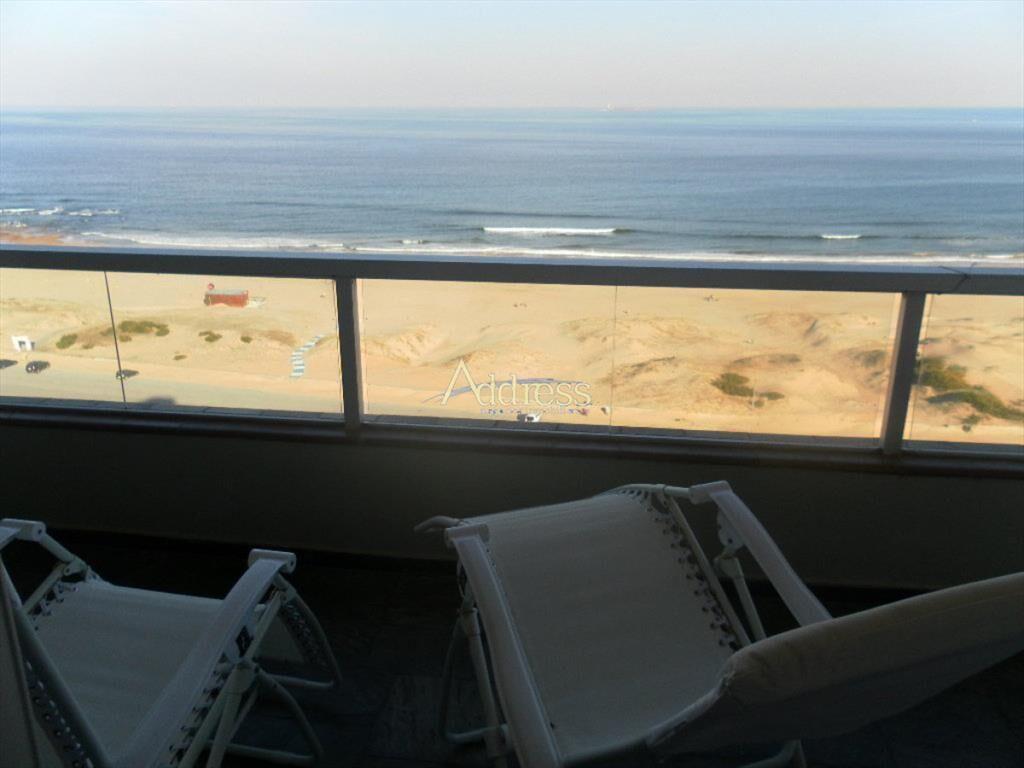 Apartamento en Brava, 2 dormitorios *