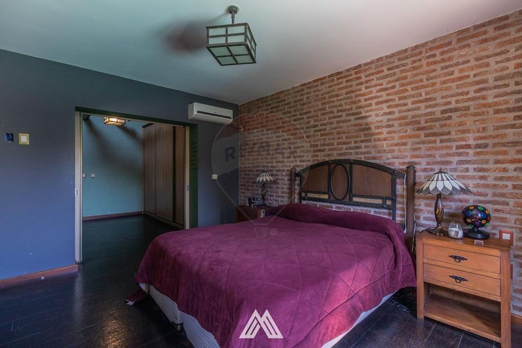 Venta de casa 3 dormitorios con piscina en Pando