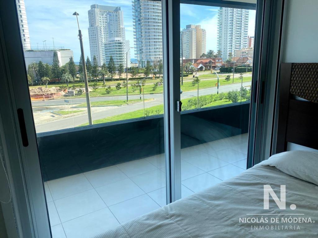 VENTA DE APARTAMENTO DE 3 DORMIOTRIOS EN MANSA PUNTA DEL ES