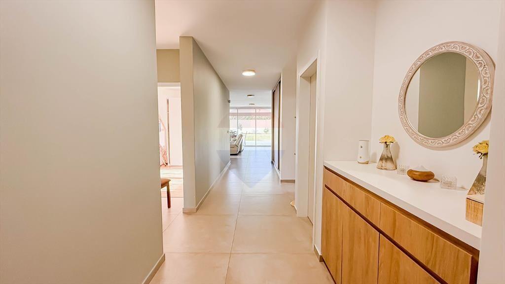 VENTA HERMOSA PROPIEDAD SOLYMAR - 3 DORM - PISCINA