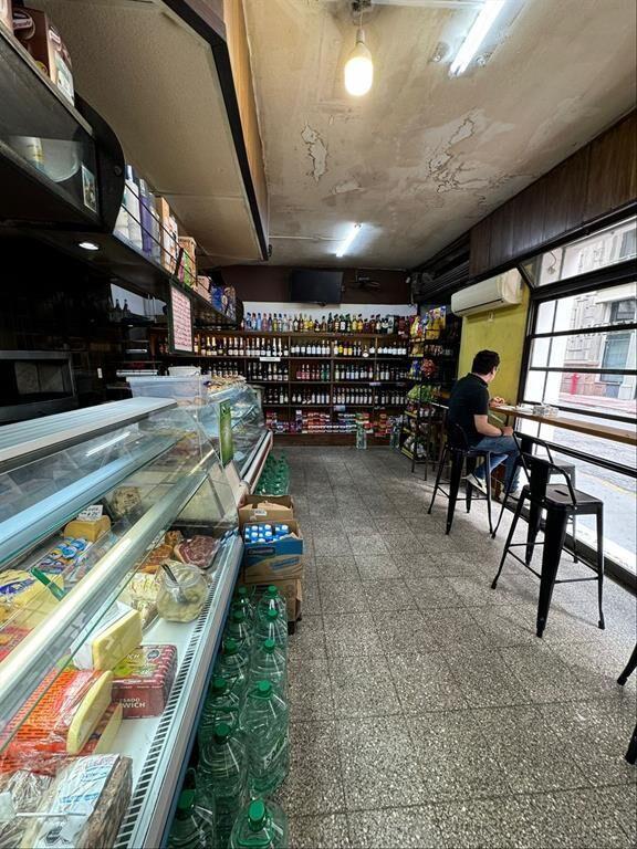 SUPERMERCADO Y ROTISERÍA EN CIUDAD VIEJA, GRAN TRAYECTORIA