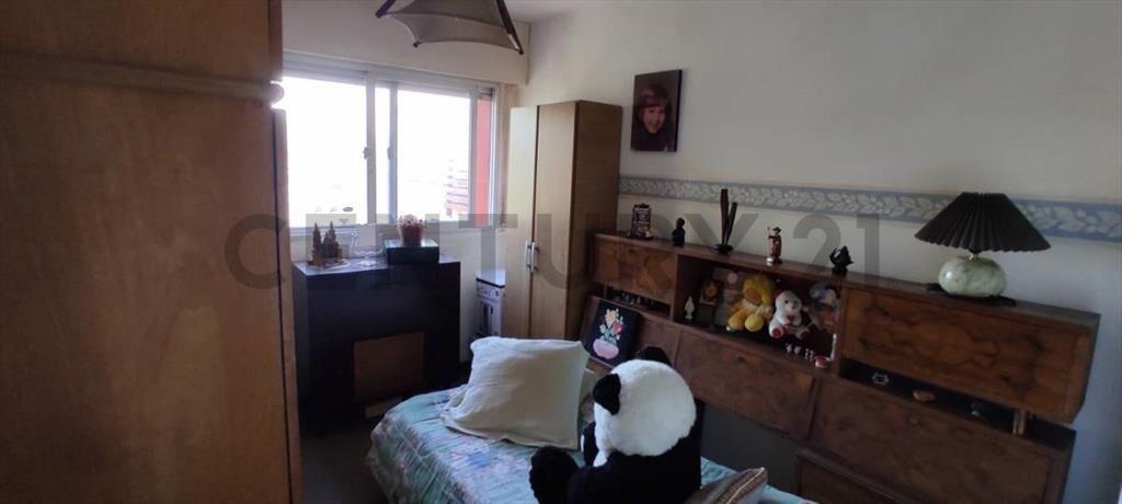 APARTAMENTO, REDUCTO, 2 DORM, 2 BALCONES, TODO AL FRENTE,...
