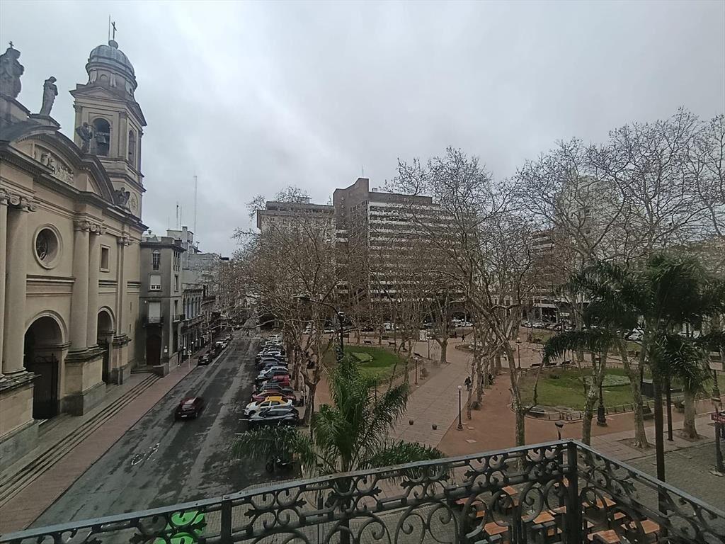 Apartamentos tipo loft en ciudad vieja amoblado.