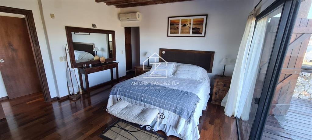 VENTA ESPECTACULAR CHALET ARENAS DE JOSE IGNACIO