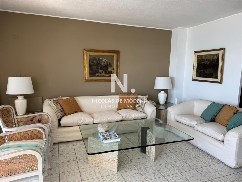 APARTAMENTO EN VENTA EN TORRE VAN GOGH, VISTA AL