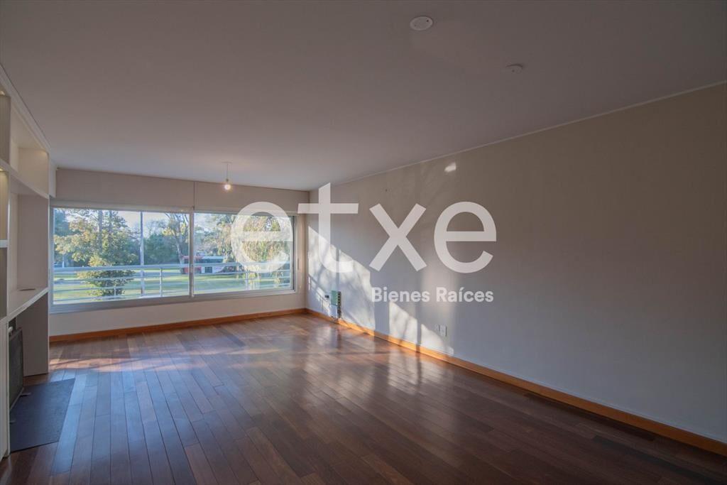 Apartamento en Venta Carrasco...