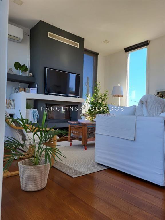 Casa en venta de 3 dormitorios en Santa Monica,