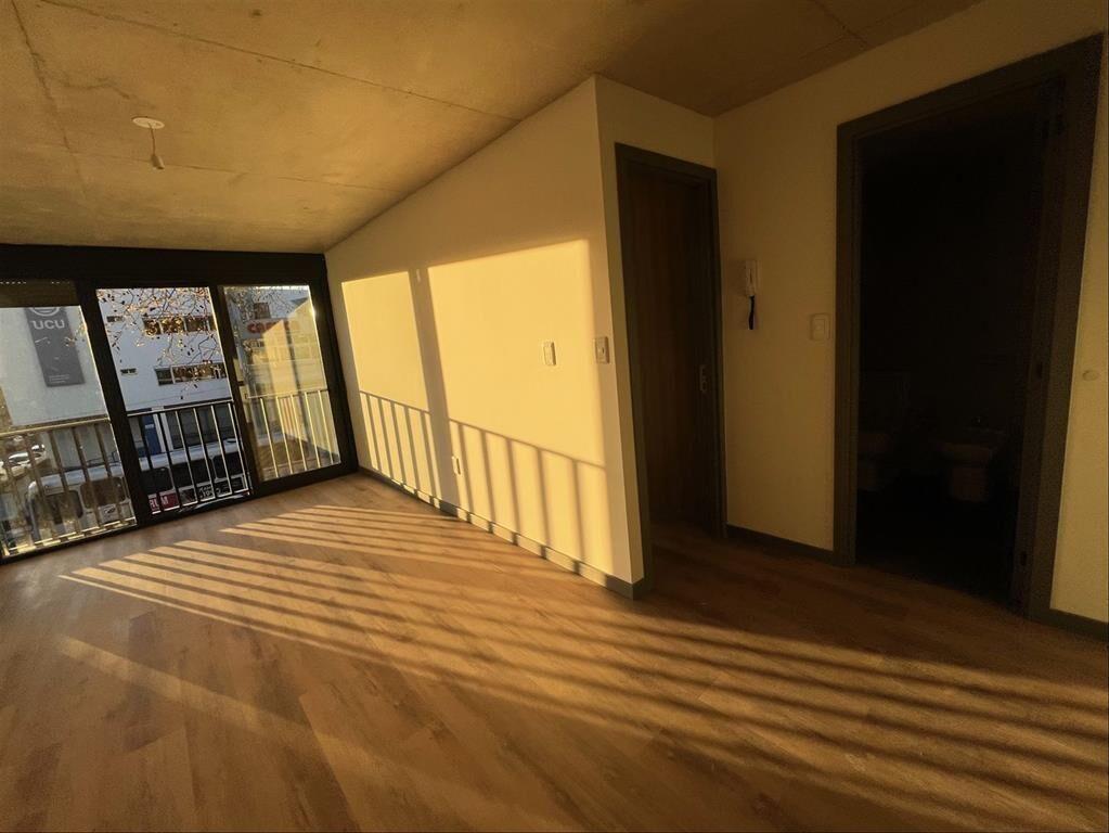 BE RAMONA. UN DORMITORIO A ESTRENAR. AL FRENTE. ZONA COWOR