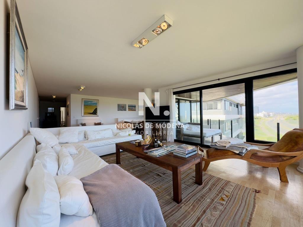 venta de apartamento pent house frente a playa