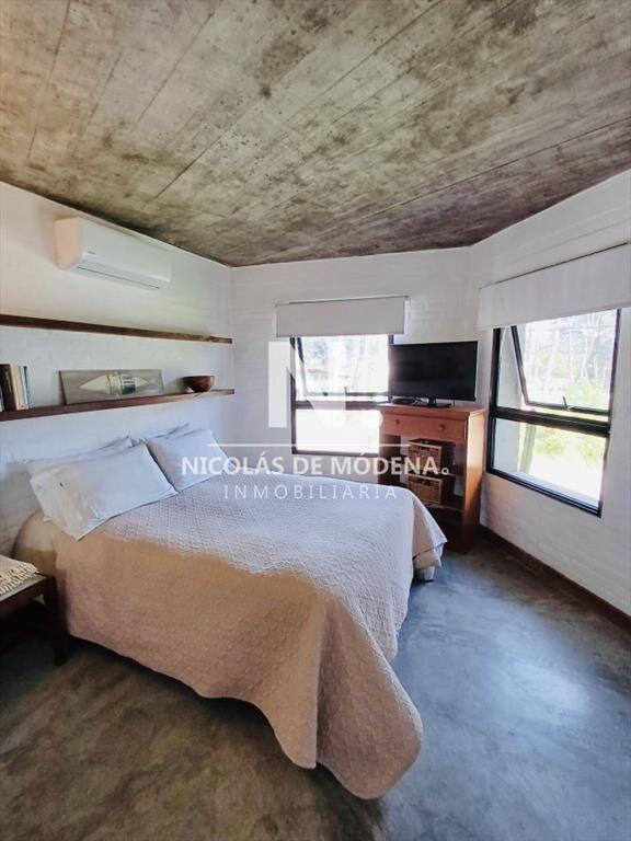 Casa de 3 Dormitorios en Montoya - Punta del Este